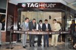 Shahrukh Khan launches Tag Heuer Carrera Monaco Grand Prix limited edition watch in Pheonix Mills, Mumbai on 10th May 2012 (38).JPG